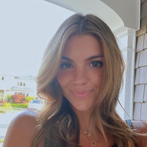 Meet your Posher, Catherine